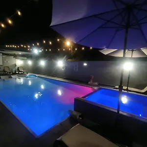 https://aquaville-rentals-a-studio-7.top-hotels-puertorico.com